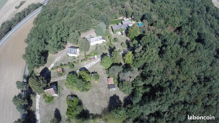 Propriété 12 pièces 335 m²
