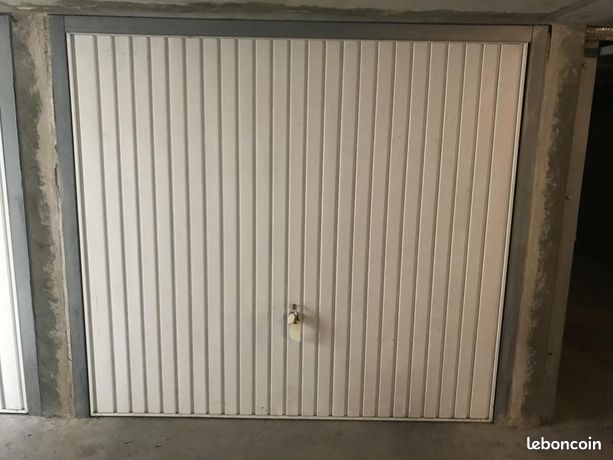 Garage/box 12 m² Cognin