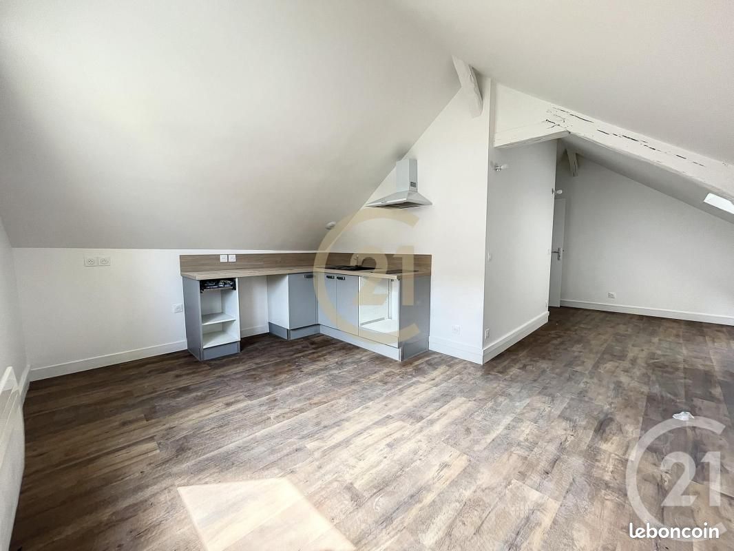 Appartement 1 pièce 18 m² · à Montereau-Fault-Yonne · 18 m² · 520 €