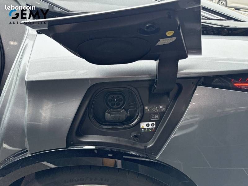 DS N°8 230 ch FWD Standard Range Etoile (image 12)