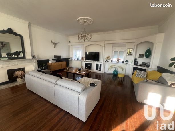 https://img.leboncoin.fr/api/v1/lbcpb1/images/e2/33/40/e2334039236d05f688083b4761a524a300fed681.jpg?rule=ad-image