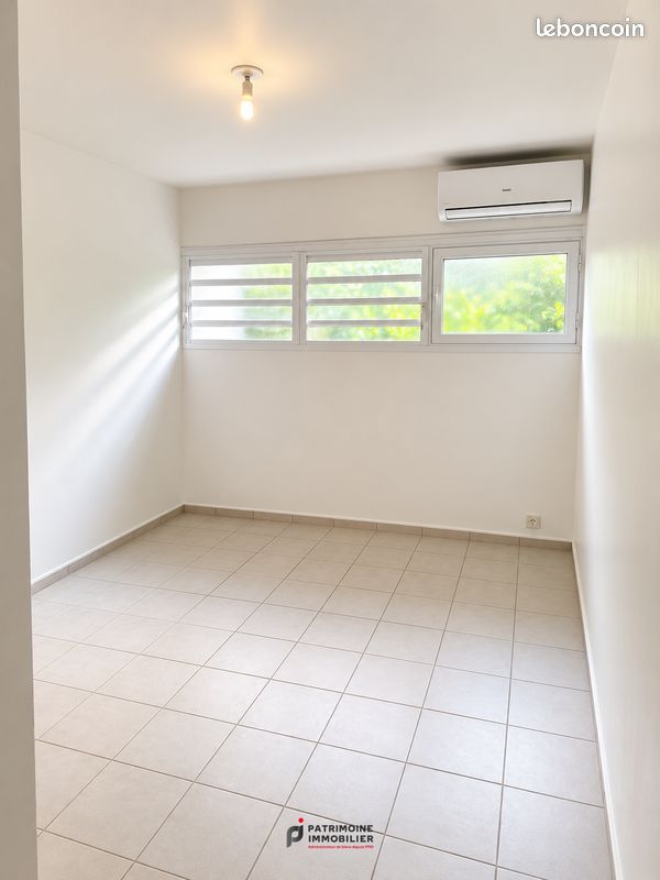 Appartement 1 pièce 11 m² · au Gosier · 11 m² · 480 €/mois