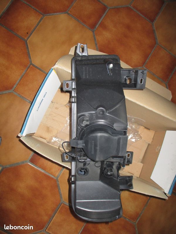 Phare renault master ou opel movano (image 2)
