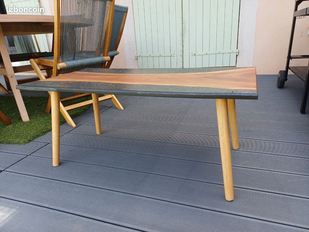 Petite table basse résine (image 2)
