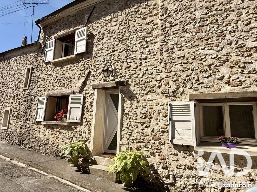 Maison 7 pièces 132 m² · à Pavant · 132 m² · 187 000 €