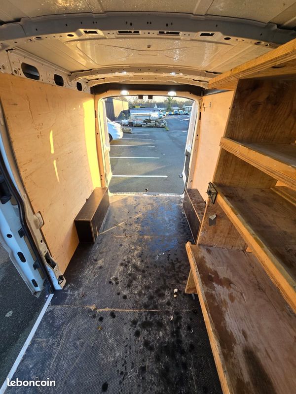 Ford Transit Fourgon L3H2 T310 Trend Business 130ch BVM TVA RECUPERABLE 14 990 HT (image 10)