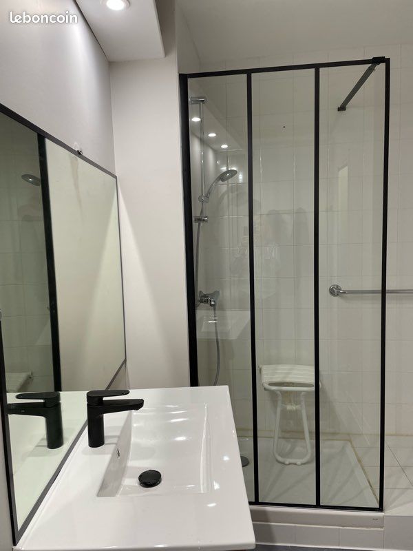 Appartement 2 pièces 63 m² · à Oyonnax · 63,4 m² · 740 €