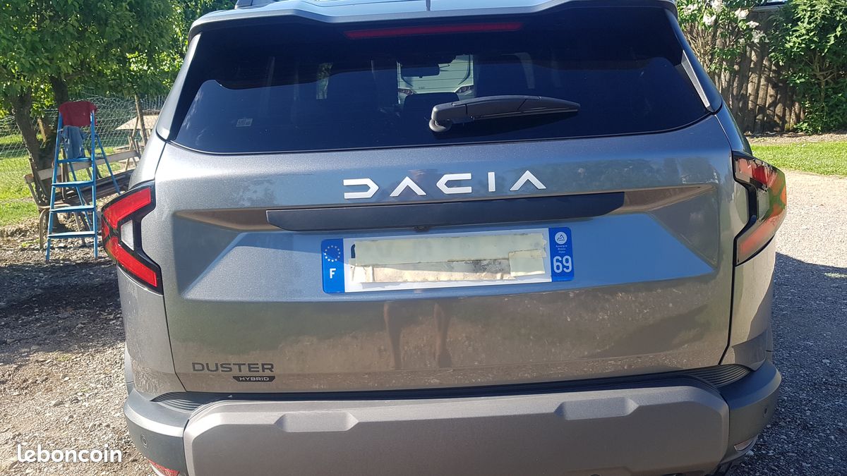 Dacia Duster III Journey HYBRID 140 4x2 (image 3)
