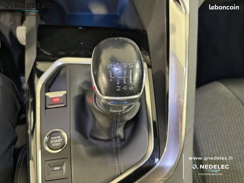 Peugeot 3008 1.5 BlueHDi 130ch S&S Allure Pack (image 20)