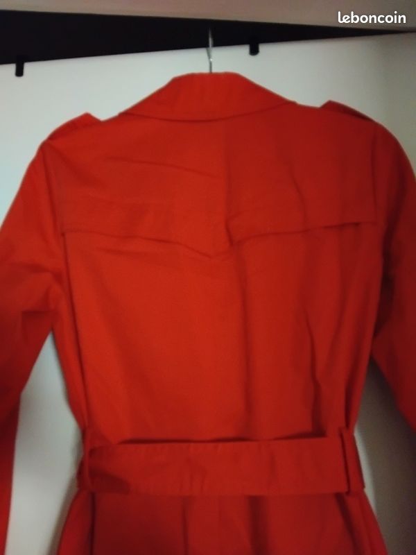 Trench C&A rouge neuf (image 2)