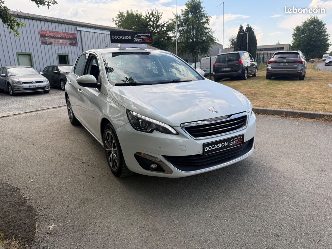 Peugeot 308 1.6 bluehdi 120 cv Allure (image 1)