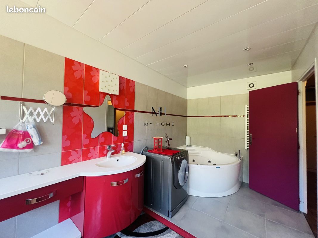 Appartement 3 pièces 98 m² · à Alençon · 98 m² · 65 000 €