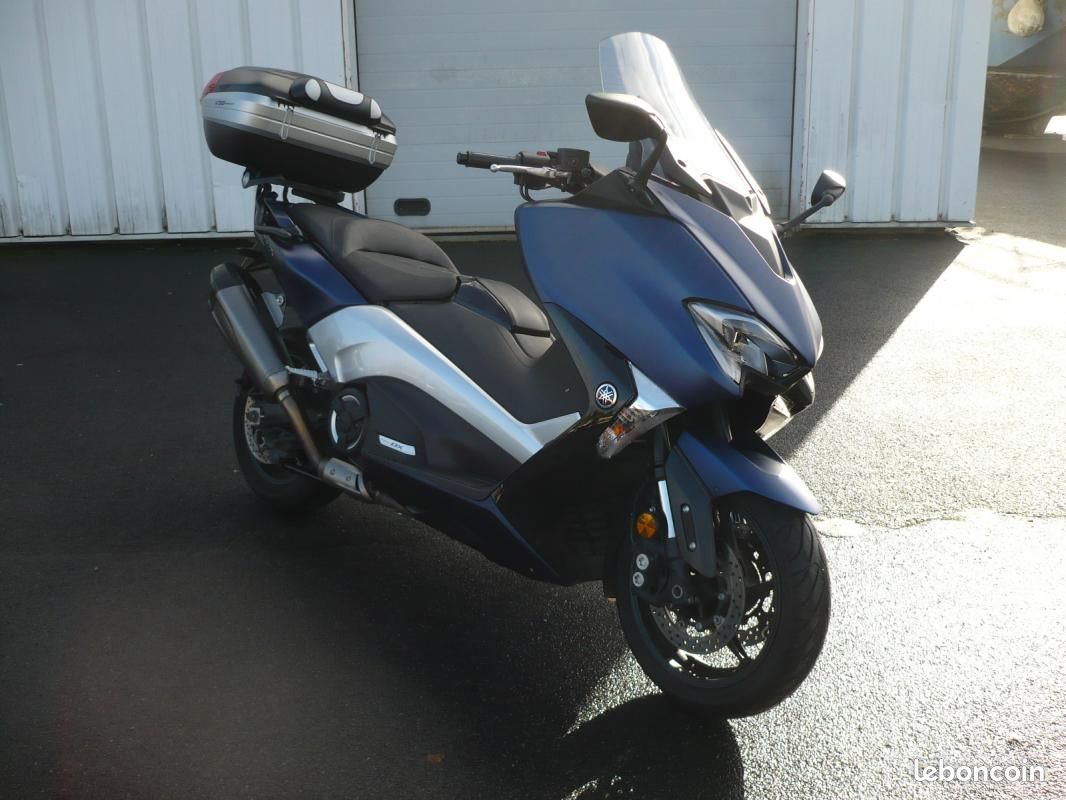 YAMAHA YAMAHA TMAX 530 DX A2 7 990 €