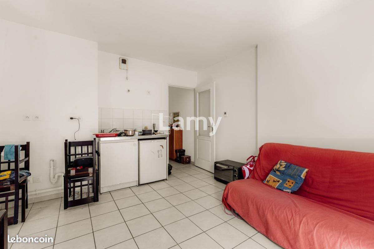 Appartement 2 pièces 33 m² · à Tassin-la-Demi-Lune · 33 m² · 165 000 €