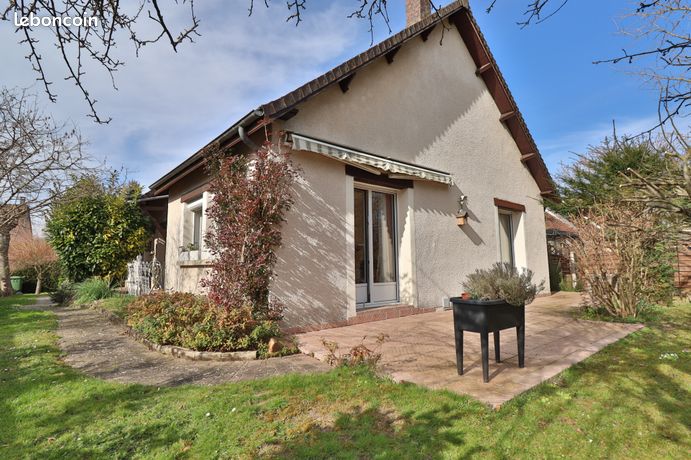 Maison 8 pièces 170 m²