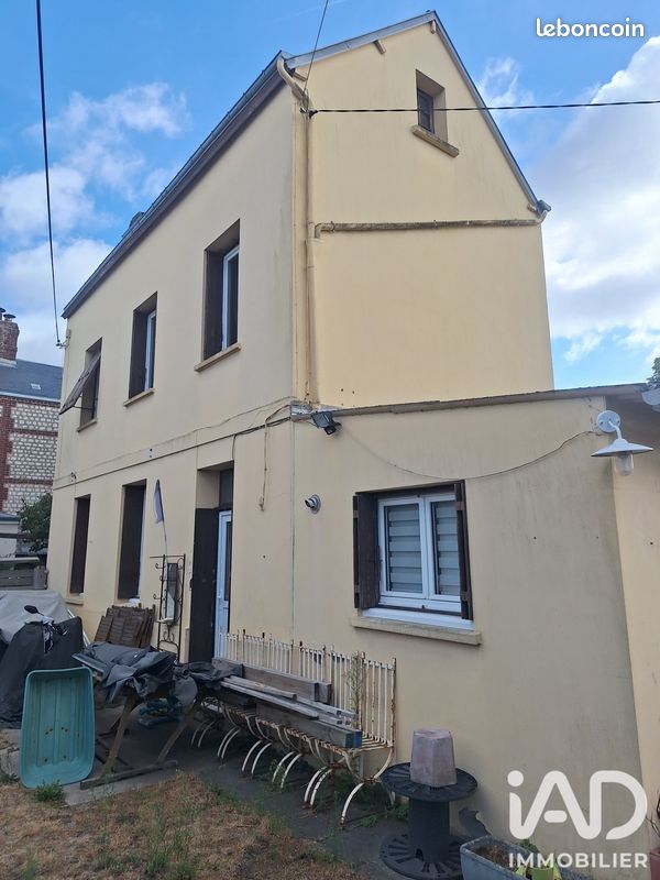 Maison 5 pièces 85 m² · au Petit-Quevilly · 85 m² · 120 000 €