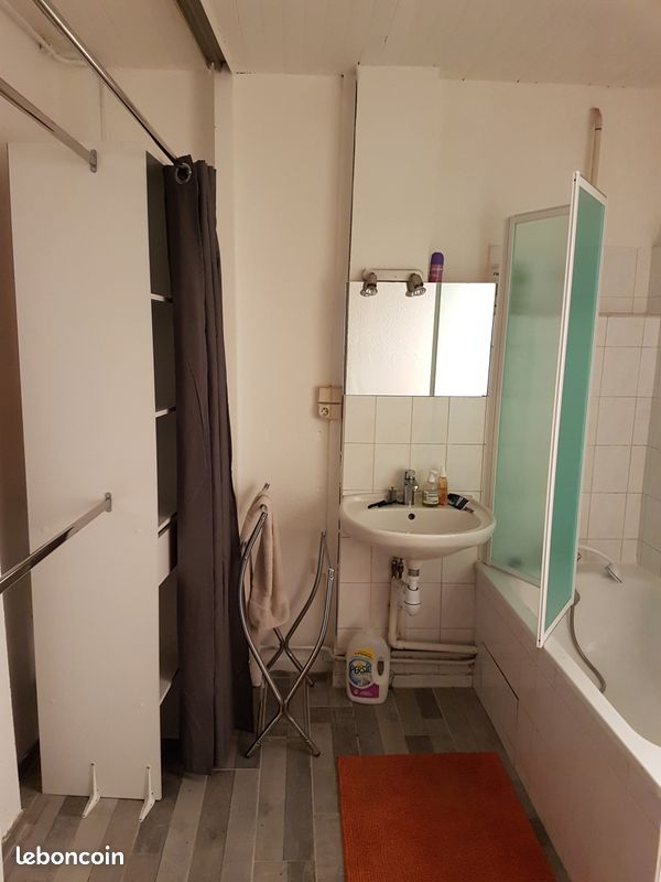 Appartement 2 pièces 44 m² · à Saint-Étienne · 44 m² · 395 €