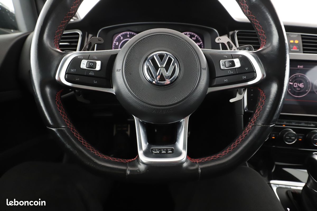 Volkswagen Golf VII 2.0 TSI BlueMotion Tech GTI Performance DSG7 5P 245 ch (image 15)