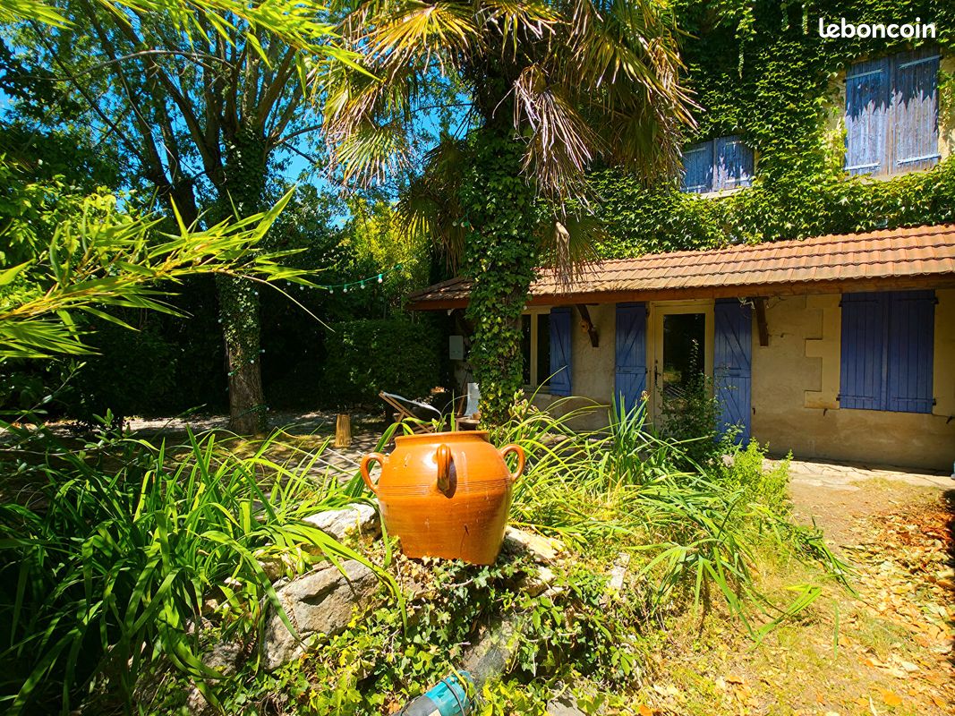 Maison 6 pièces 132 m² · à Saint-Siméon-de-Bressieux · 132 m² · 250 000 €