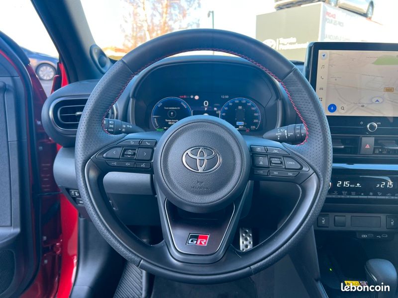 Toyota Yaris Cross Hybride 1.5 HYBRID 130H GR SPORT TECHNO (image 10)