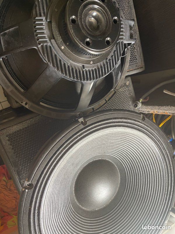Haut parleur RCF (image 1)