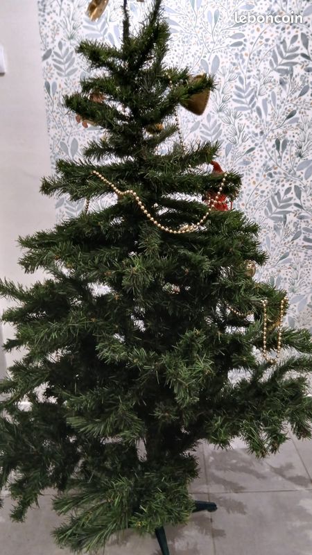 Sapin synthétique de Noël garni (image 4)