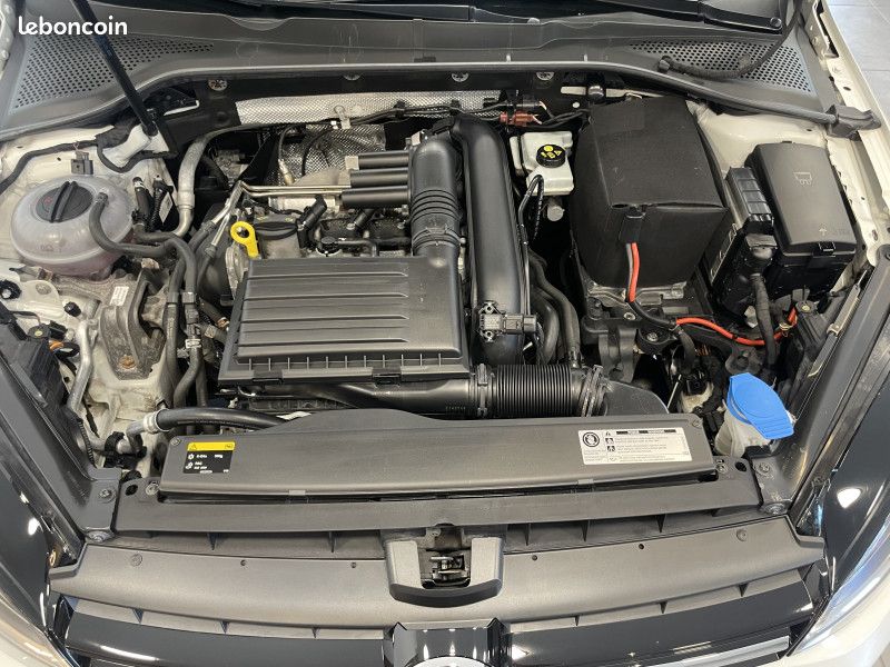 Volkswagen GOLF VII 1.2 TSI 105CH BLUEMOTION TECHNOLOGY CONFORTLINE 5P (image 23)