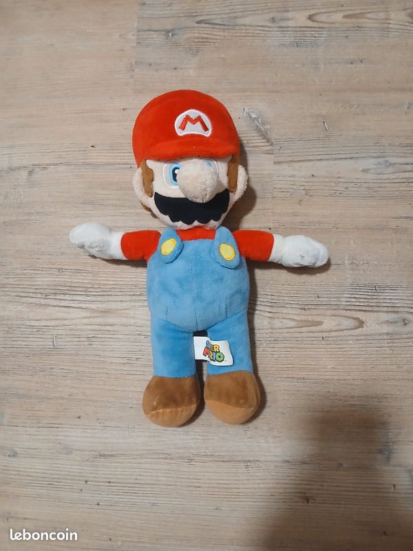Peluche mario (image 1)