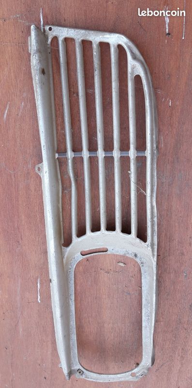 Demi calandre Renault 16 (image 3)