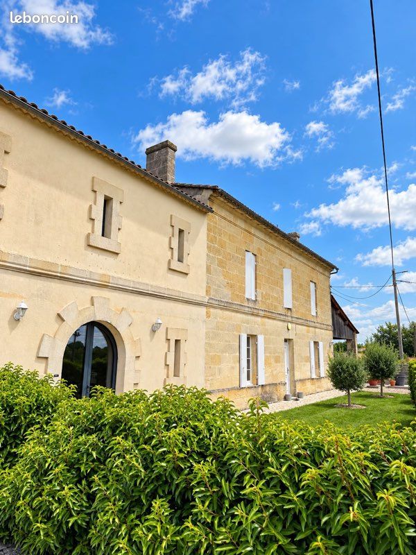 Maison 6 pièces 160 m² · à Puisseguin · 160 m² · 490 000 €