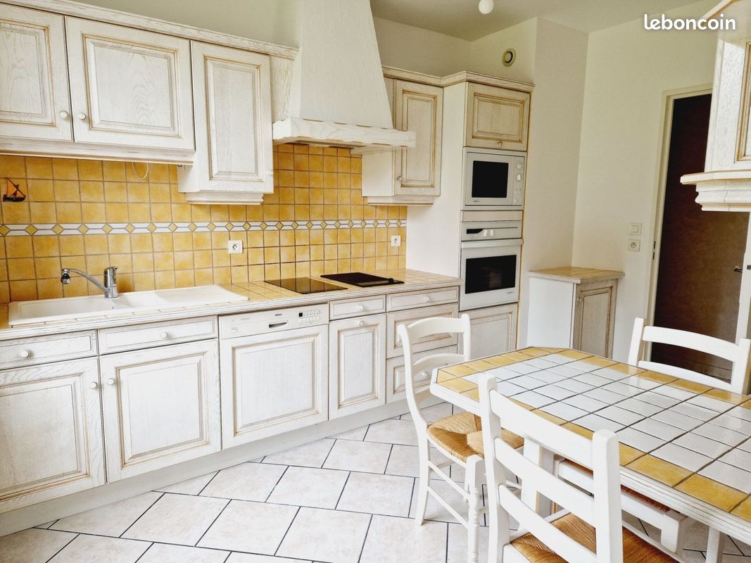 Appartement 4 pièces 90 m² · à Nevers · 90 m² · 773 €/mois