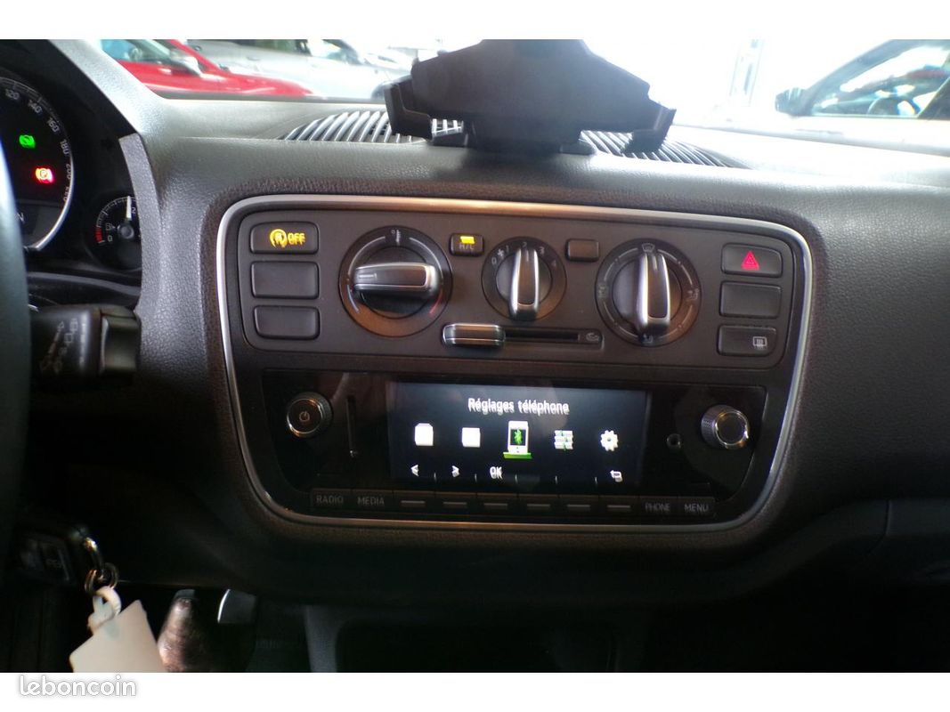 SKODA CITIGO 1.0 12V MPI - 75 - BV ASG5 S&S BERLINE Edition PHASE 2 (image 10)