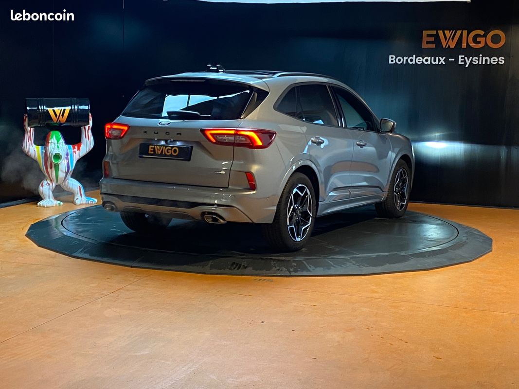 FORD KUGA 2.5 DURATEC 180H 150 HYBRID FHEV ST LINE X 4X2 / TOIT OUVRANT PANORAMIQUE / CARPLAY / CAMÉRa 360 (image 24)
