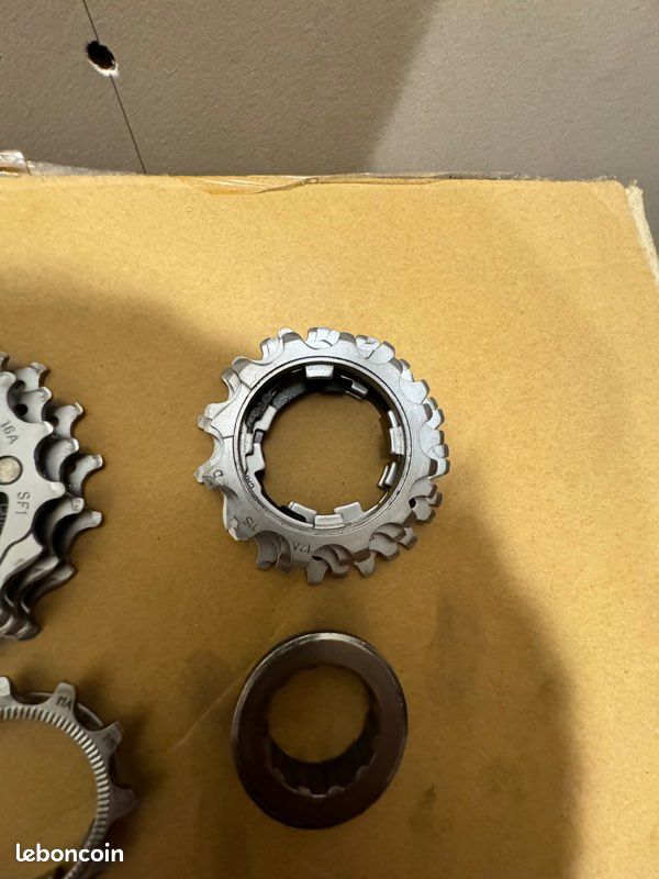 CAMPAGNOLO RECORD TITANIUM 9 Speed 11-23 Cassette EUR 96,35 - FR