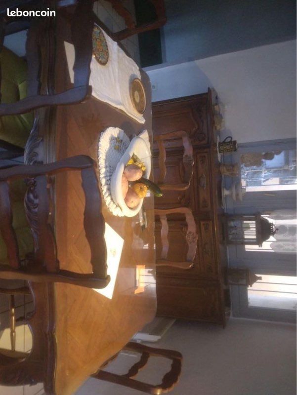 Table + chaises + buffet (image 1)