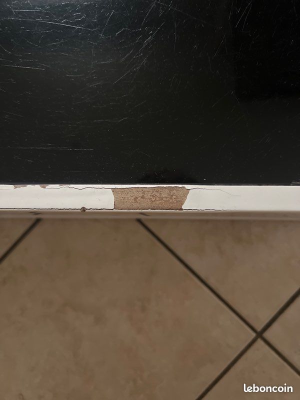 Table, basse, noire et blanche (image 2)