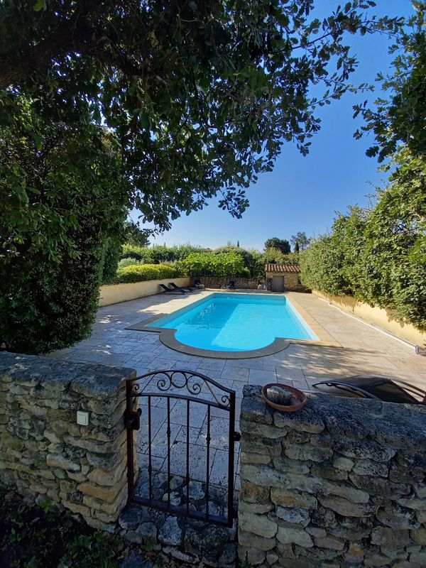 Gîte 3 pers avec piscine à Roussillon dans le Luberon - Locations ...