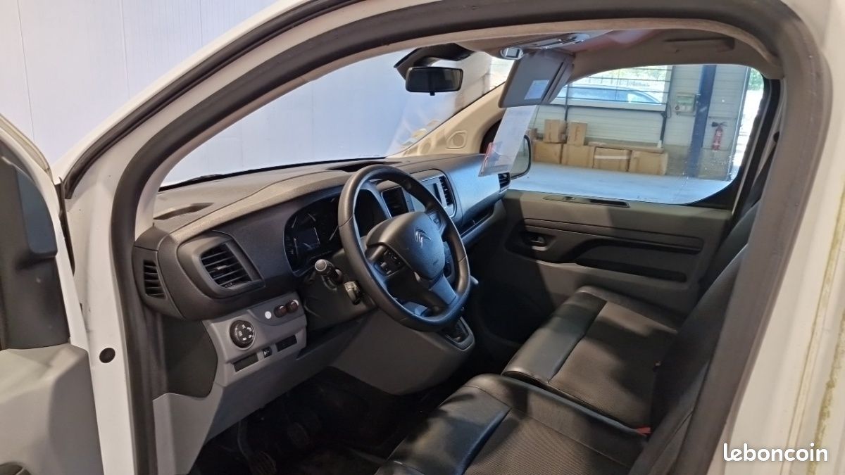 Citroën Jumpy m bluehdi 120 ss bvm6 driver 300 nm (image 12)