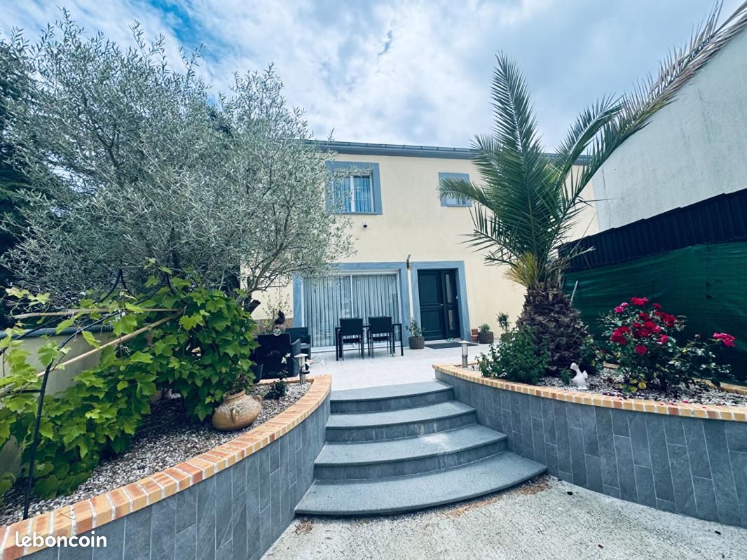 Maison 7 pièces 180 m² · à Cholet · 180 m² · 360 000 €