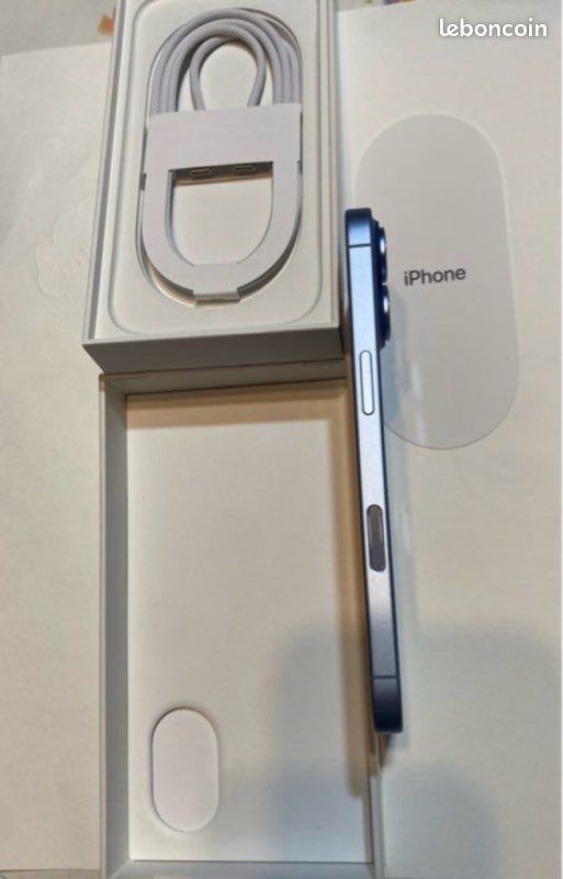 IPhone 17 bleu casiment neuf (image 3)