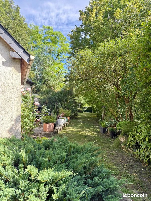 Maison 9 pièces 290 m² · à Saint-Paterne-Racan · 290 m² · 490 000 €
