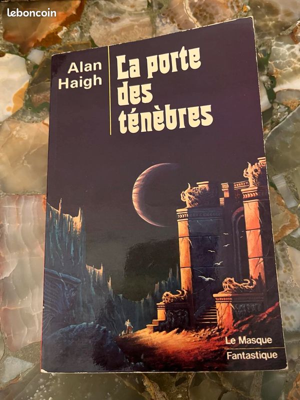 Livres " le masque" fantastique (image 2)