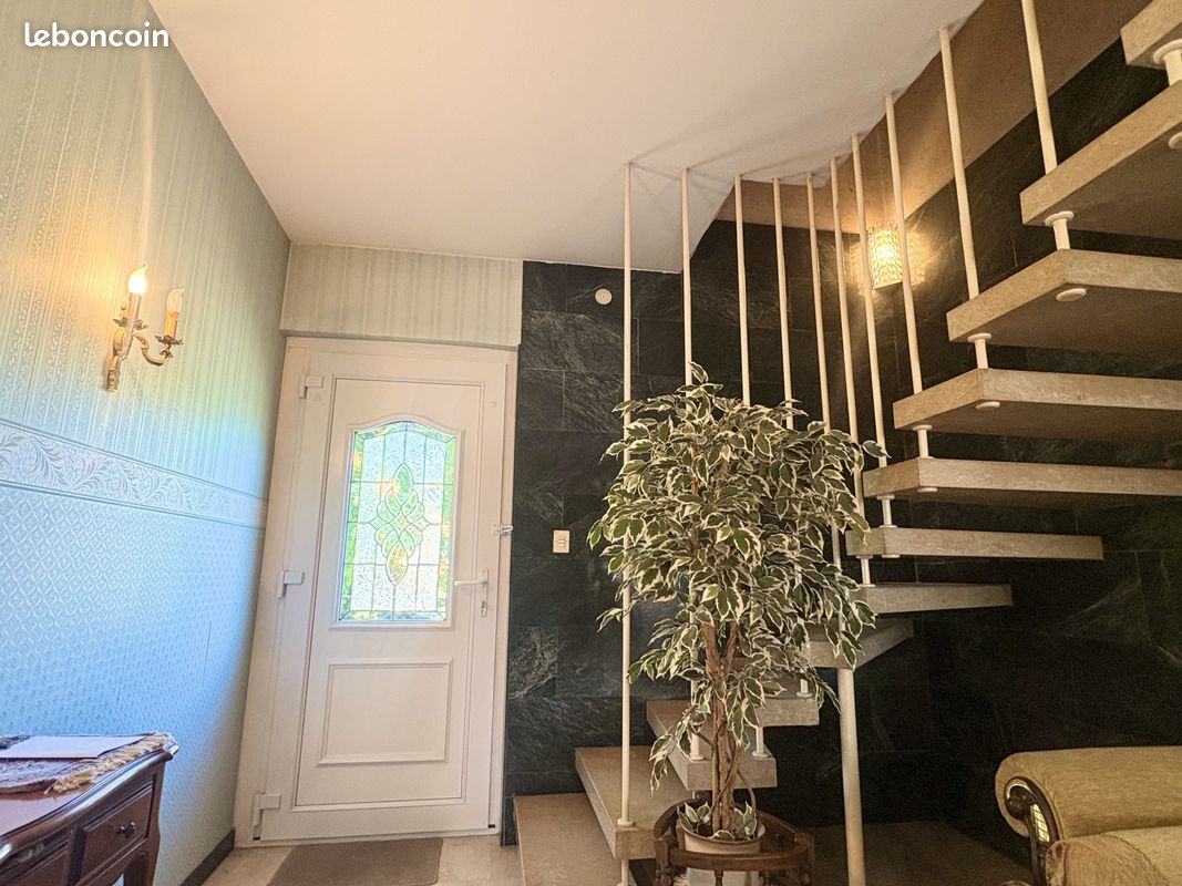 Maison 1 pièce 165 m² (image 4)