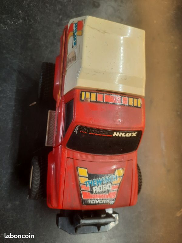 Bandai robo hilux (image 2)
