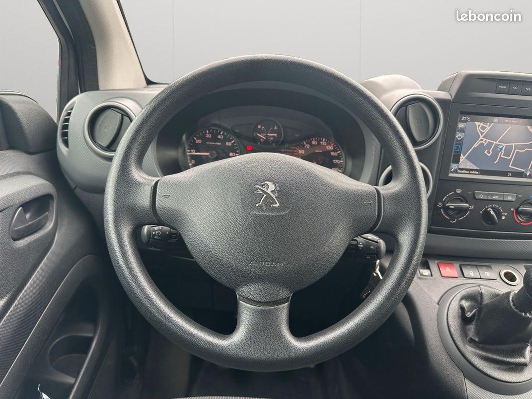 PEUGEOT PARTNER COMBI 1.6 HDI 90 PREMIUm (image 12)