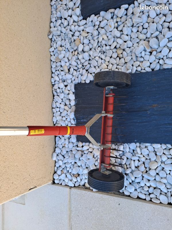 Scarificateur manuel sur roues Outils Wolf (image 3)