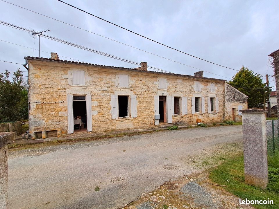 Maison 4 pièces 96 m² · à Saint-Porchaire · 96 m² · 124 000 €
