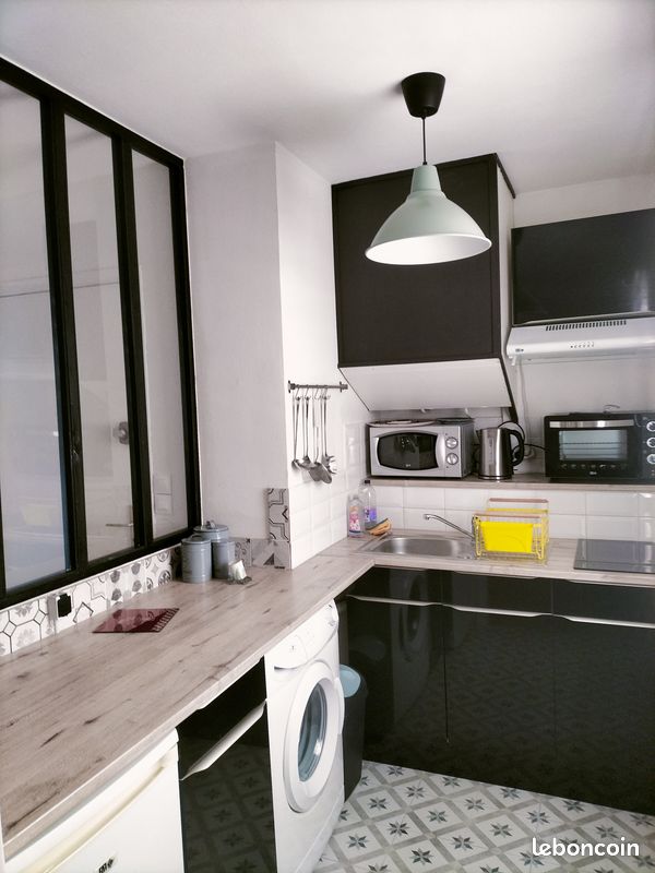 Appartement 1 pièce 28 m² · à Nîmes · 28 m² · 495 €