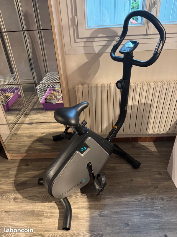 Vélo d'appartement Domyos Essential Bike Type 04 Sport