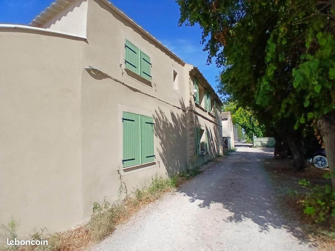 Appartement 2 pièces 54 m² · à Salon-de-Provence · 54 m² · 840 €/mois